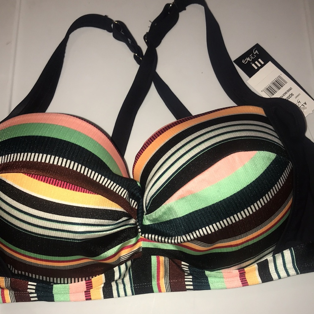 - New 3X Allure by Ima  Swimsuit Bikini Twist bra top 22/24